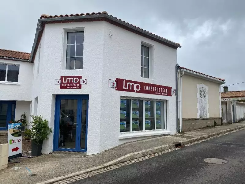 Terrain à bâtir, 389 m² - La Roche-sur-Yon (85000)