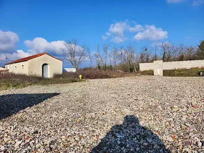 Terrain à bâtir, 370 m²