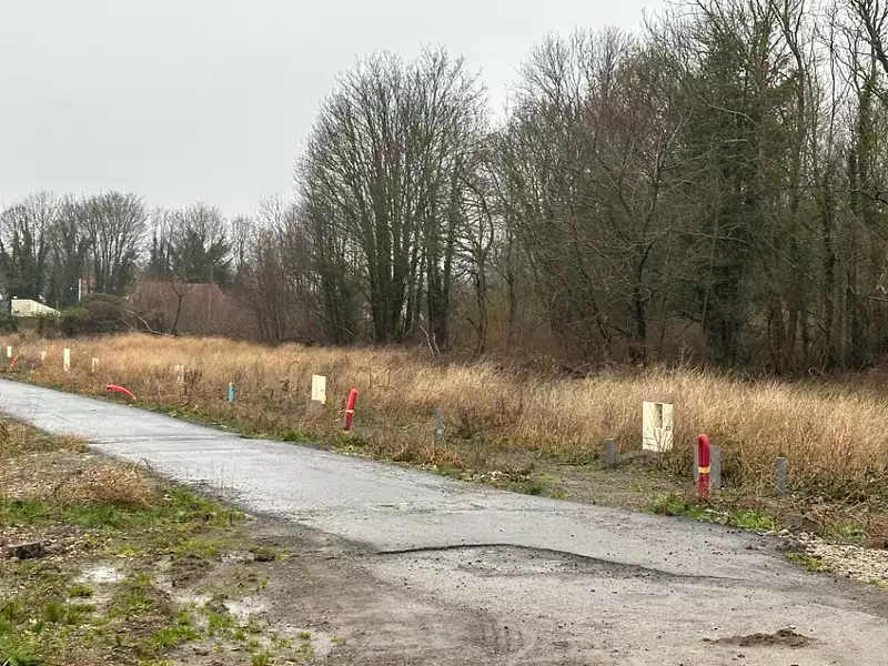 Terrain à bâtir, 430 m² - Hénin-Beaumont (62110)