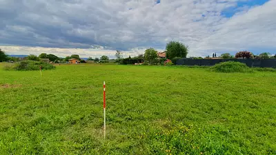 Terrain à bâtir, 800 m²