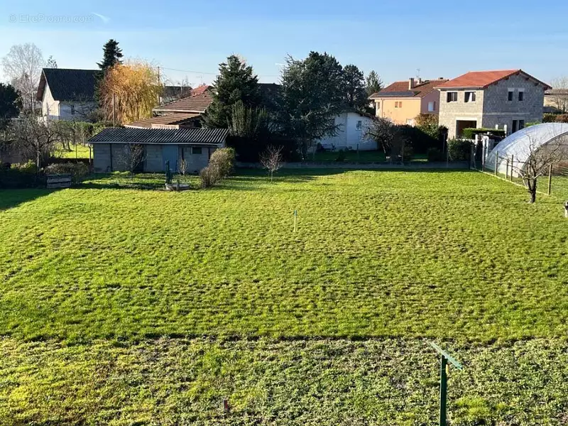 Terrain à bâtir, 550 m² - Melun (77000)