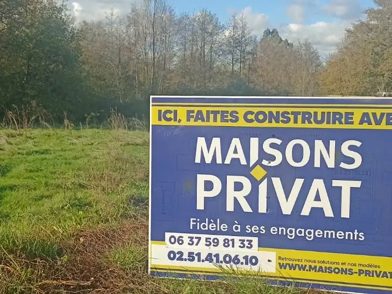 Terrain à bâtir, 563 m² - Rives de l'Yon (85310)