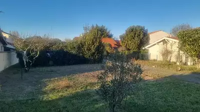 Terrain à bâtir, 460 m²