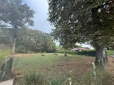 Terrain à bâtir, 710 m²