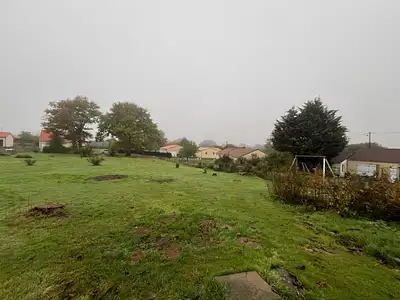 Terrain à bâtir, 600 m²