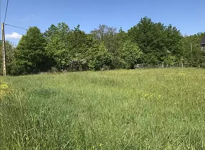 Terrain à bâtir, 1 050 m²