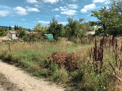 Terrain à bâtir, 711 m²