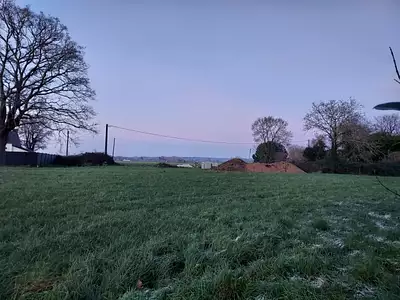 Terrain à bâtir, 976 m²