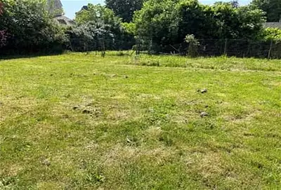 Terrain à bâtir, 686 m²