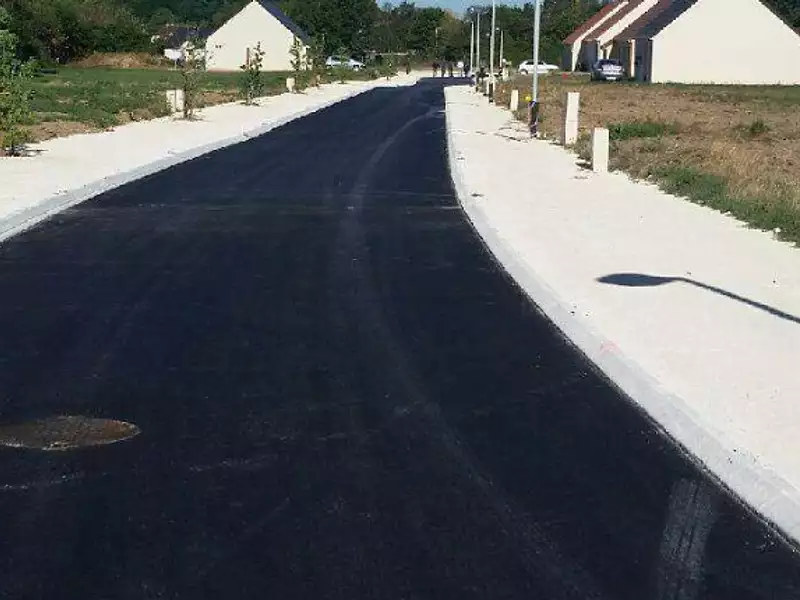 Terrain à bâtir, 670 m² - Mer (41500)