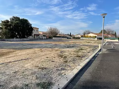 Terrain à bâtir, 444 m²