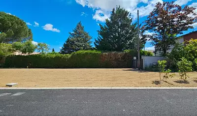 Terrain à bâtir, 270 m²