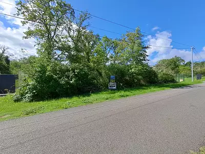 Terrain à bâtir, 1 000 m²