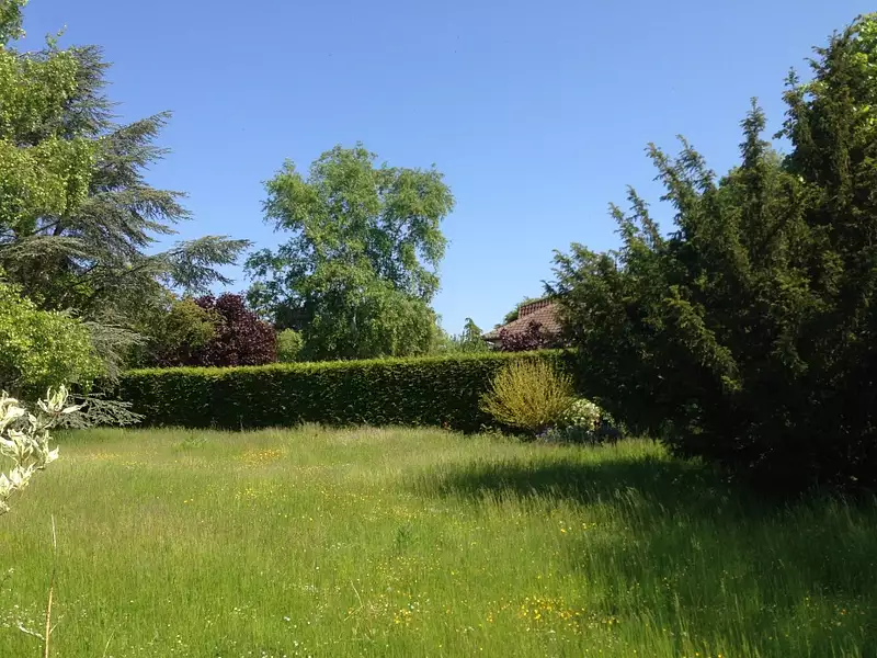 Terrain à bâtir, 570 m² - Garancières (78890)