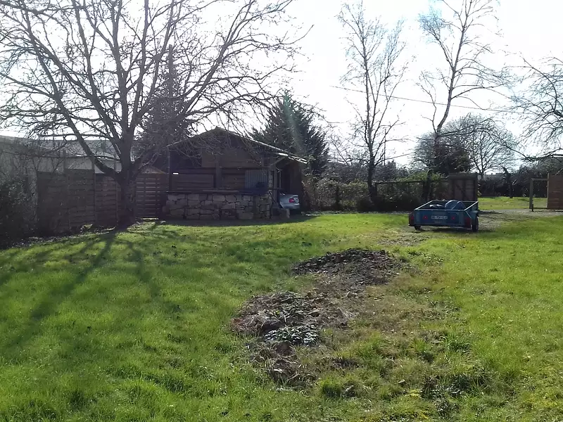 Terrain à bâtir, 1 125 m² - Bonnes (86300)