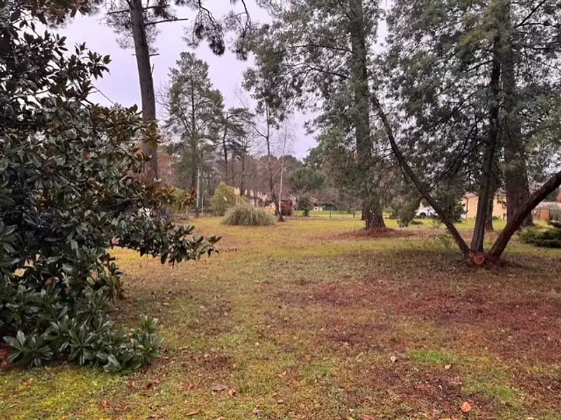 Terrain à bâtir, 1 800 m² - Chancelade (24650)