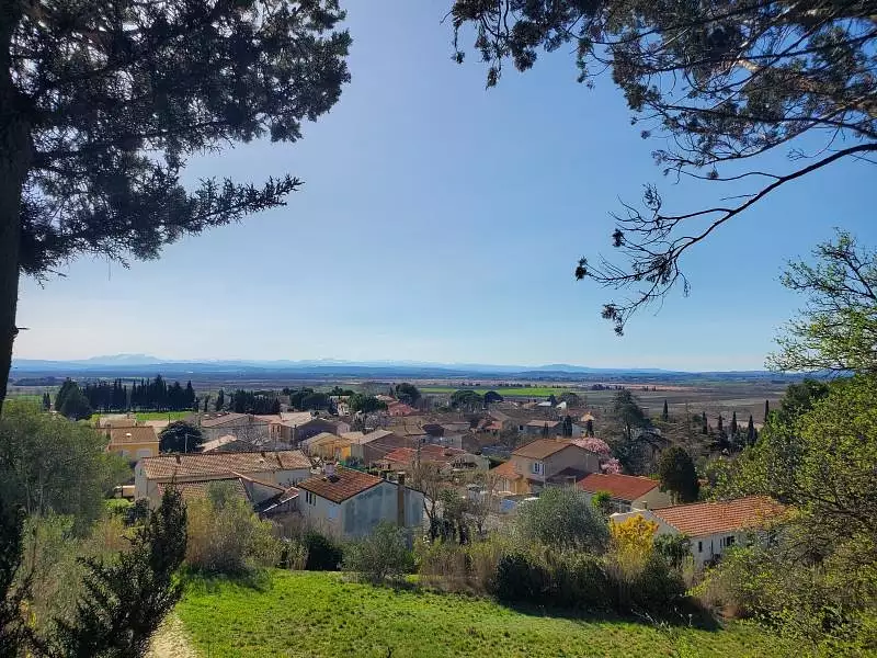 Terrain à bâtir, 280 m² - Poilhes (34310)