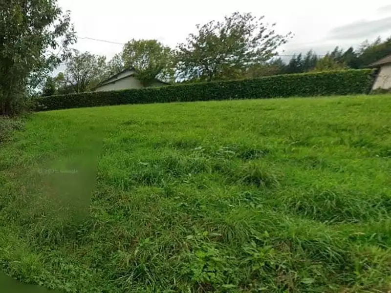 Terrain à bâtir, 1 599 m² - Lagarde-Marc-la-Tour (19150)