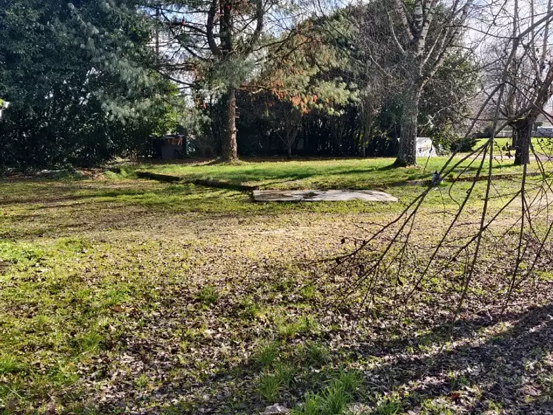 Terrain à bâtir, 617 m² - Lornay (74150)