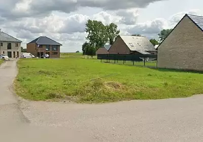 Terrain à bâtir, 607 m²