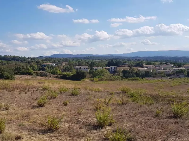 Terrain à bâtir, 900 m² - Leuc (11250)