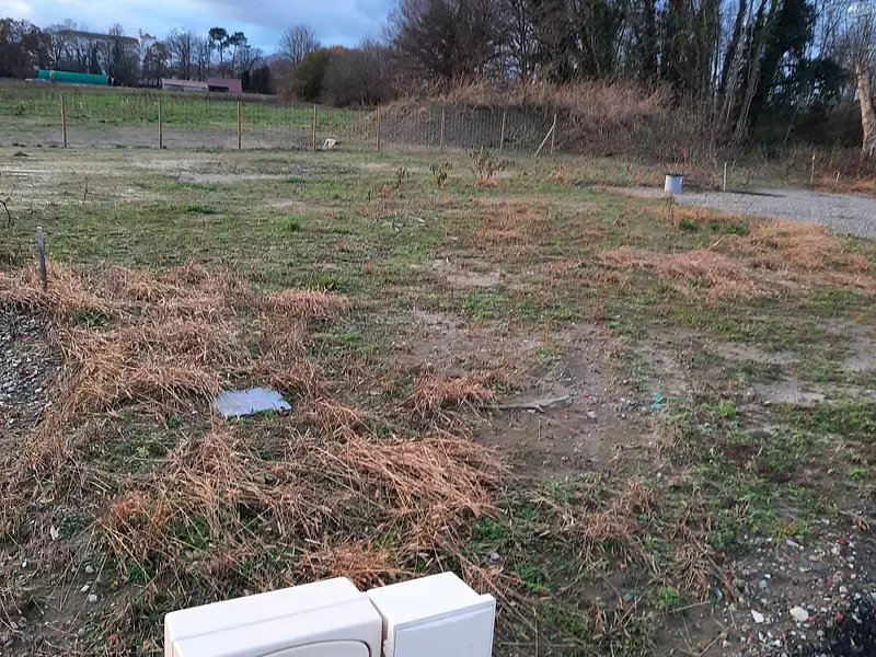 Terrain à bâtir, 525 m² - Seyresse (40180)