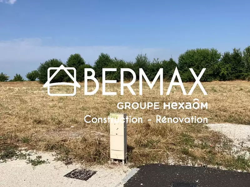 Terrain à bâtir, 945 m² - Segonzac (16130)