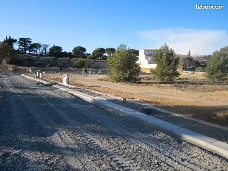 Terrain à bâtir, 700 m² - Notre-Dame-de-Londres (34380)