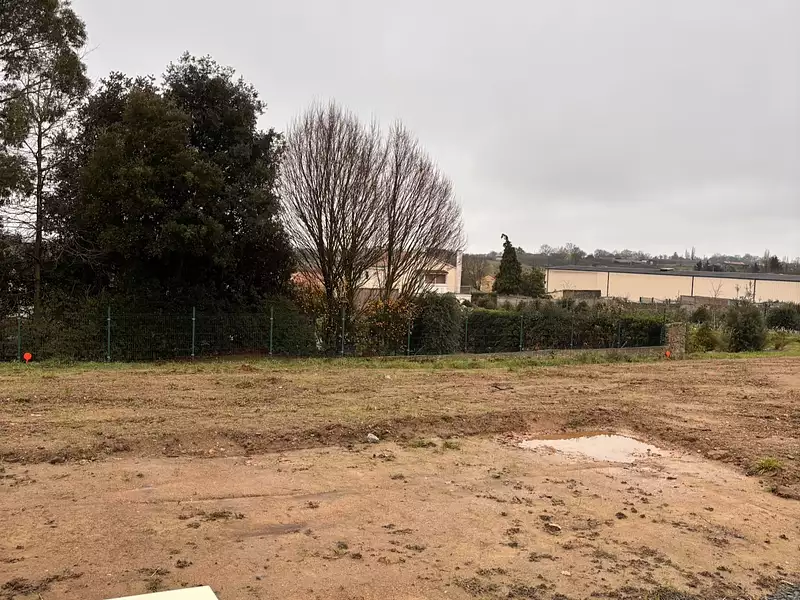 Terrain à bâtir, 374 m² - La Pommeraye (49620)