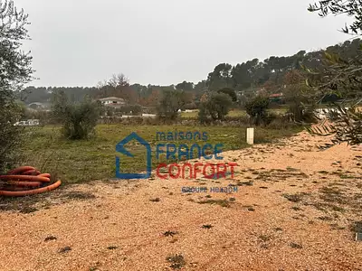 Terrain à bâtir, 691 m²