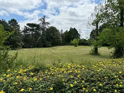 Terrain à bâtir, 670 m²