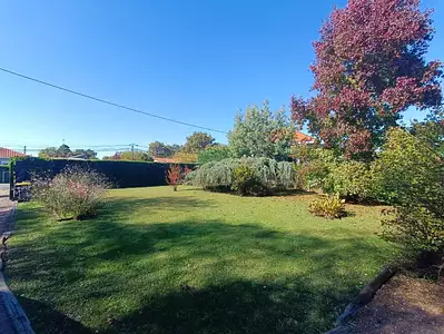 Terrain à bâtir, 300 m²