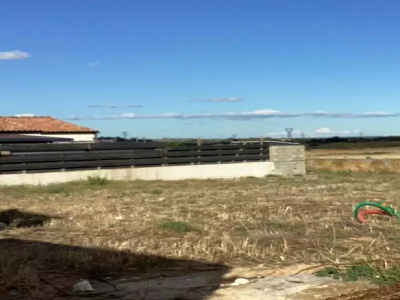 Terrain à bâtir, 610 m² - Lézignan-Corbières (11200)