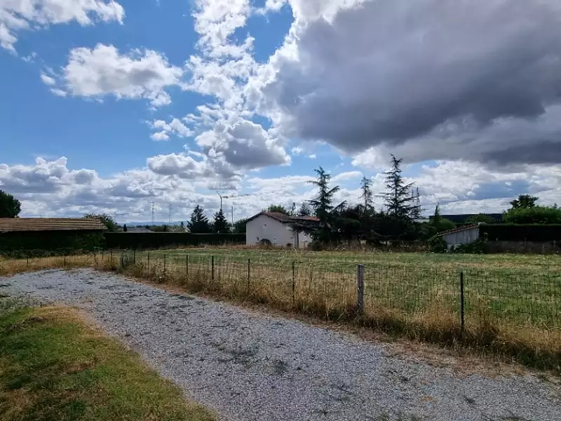 Terrain à bâtir, 345 m² - Montbrison (42600)