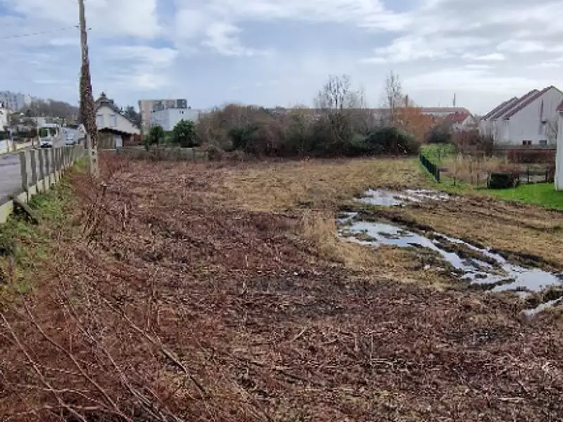 Terrain à bâtir, 350 m² - Harfleur (76700)