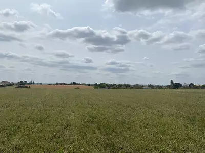 Terrain à bâtir, 1 045 m²