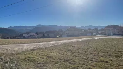 Terrain à bâtir, 411 m²