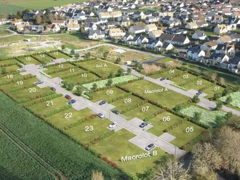 Terrain à bâtir, 283 m² - Feneu (49460)