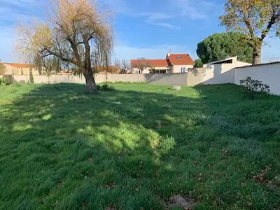 Terrain à bâtir, 712 m²