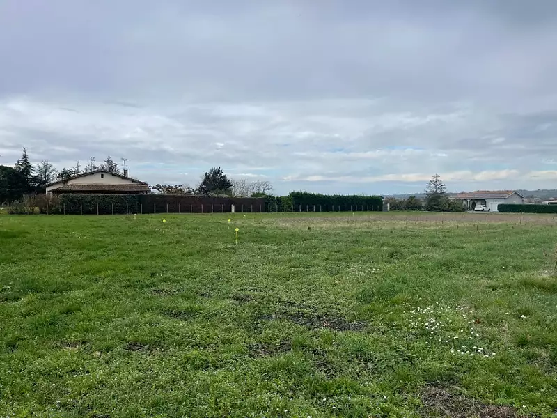 Terrain à bâtir, 790 m² - Langon (33210)
