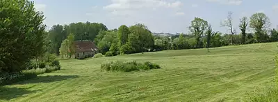 Terrain à bâtir, 2 084 m²