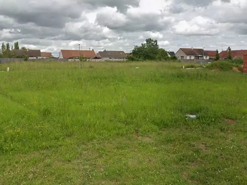 Terrain à bâtir, 600 m² - Bricy (45310)