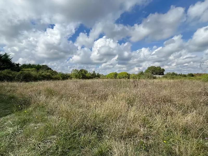 Terrain à bâtir, 418 m² - Pernay (37230)