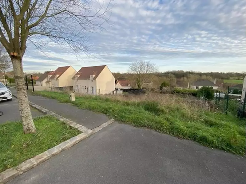 Terrain à bâtir, 664 m² - Morienval (60127)