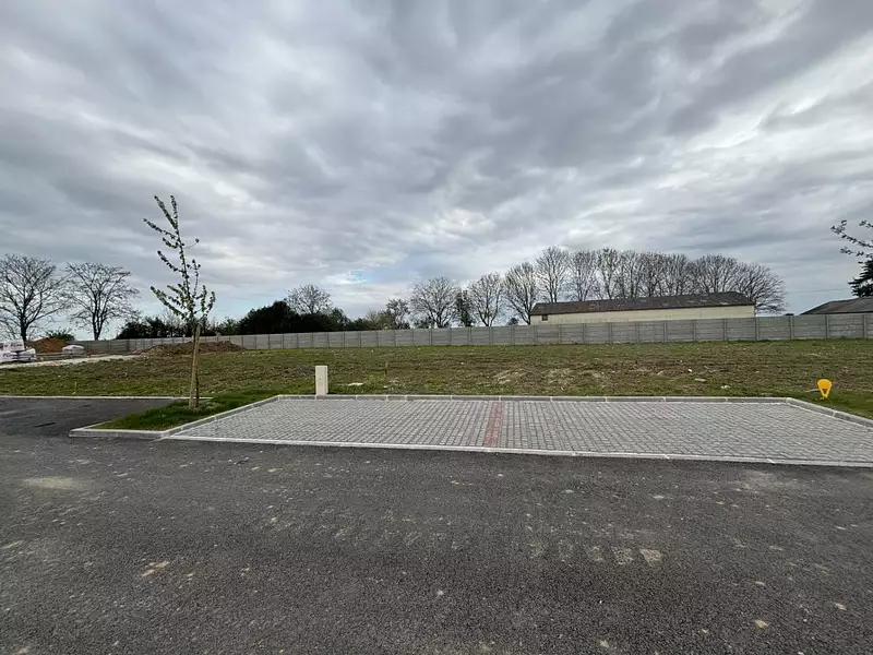 Terrain à bâtir, 320 m² - Lagny-sur-Marne (77400)