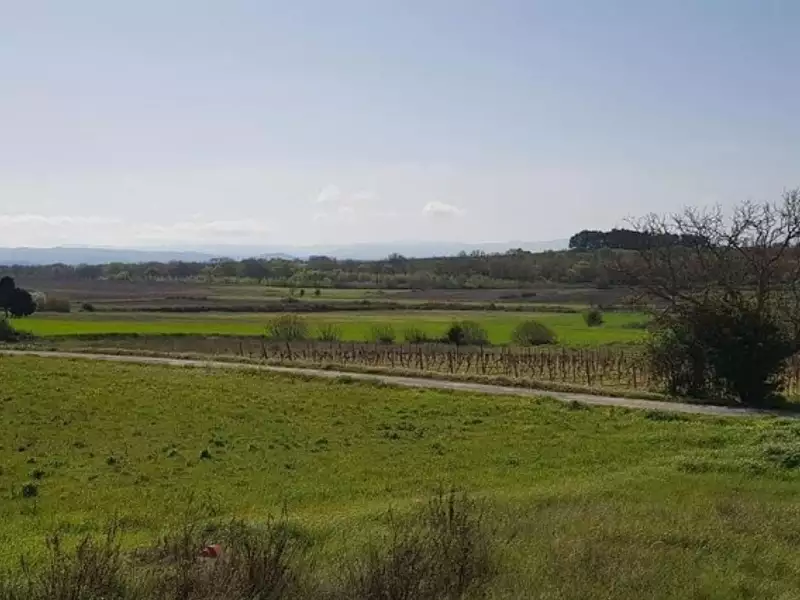 Terrain à bâtir, 600 m² - Pezens (11170)