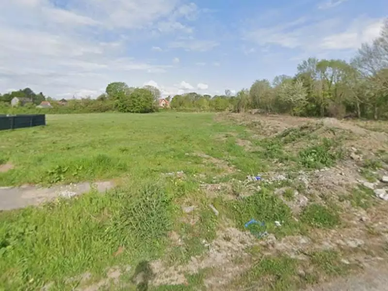 Terrain à bâtir, 421 m² - Hénin-Beaumont (62110)