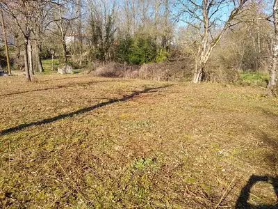 Terrain à bâtir, 1 300 m²