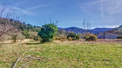 Terrain à bâtir, 538 m²