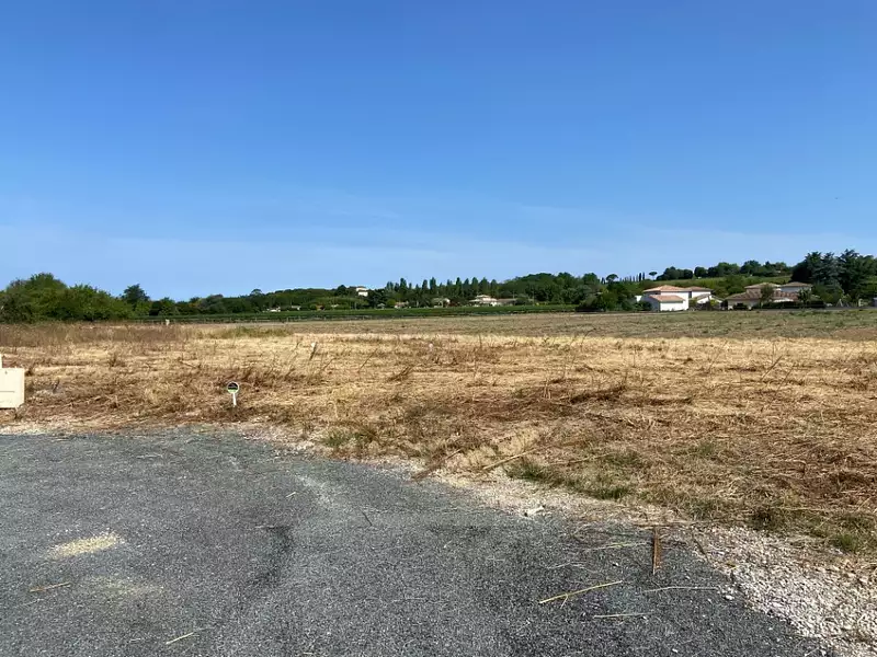 Terrain à bâtir, 417 m² - Ayguemorte-les-Graves (33640)